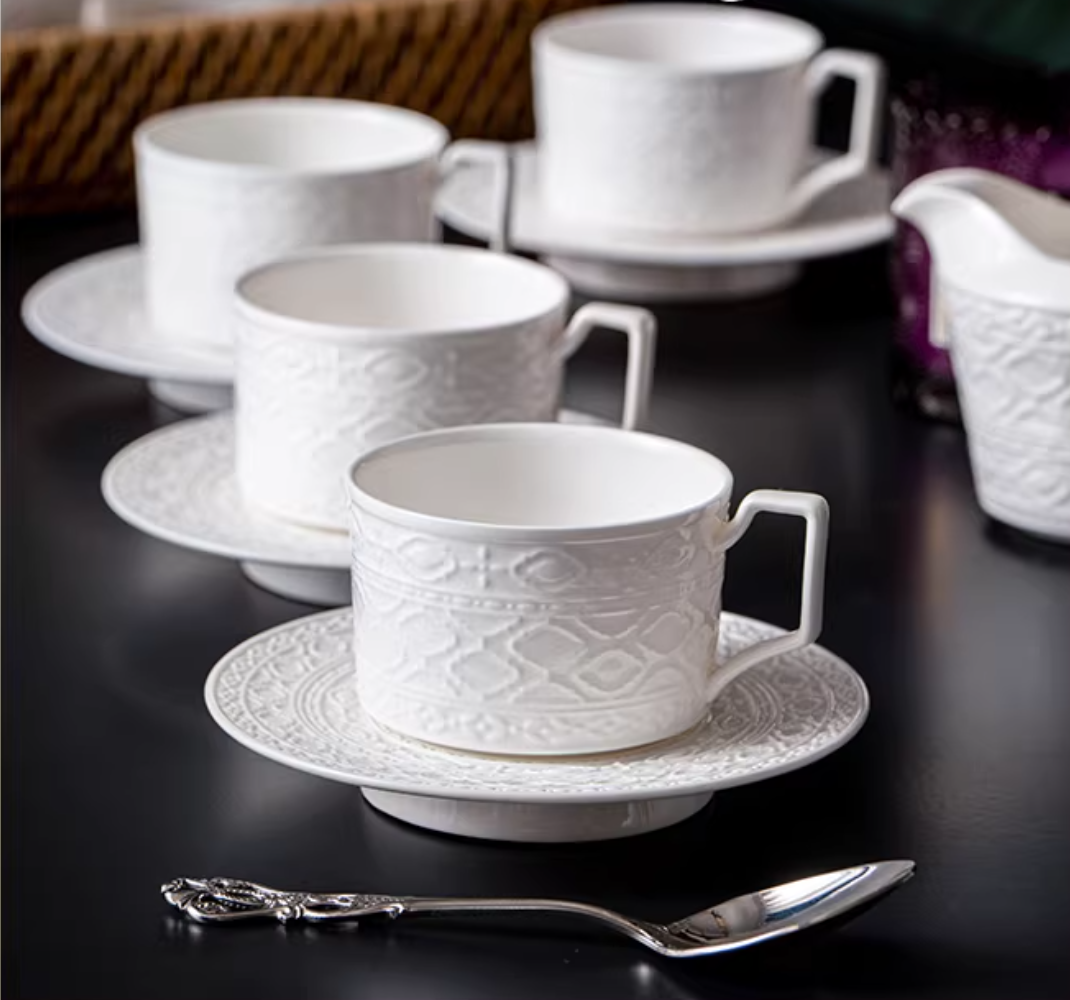 Relief Rim Tea Service Set No. 02