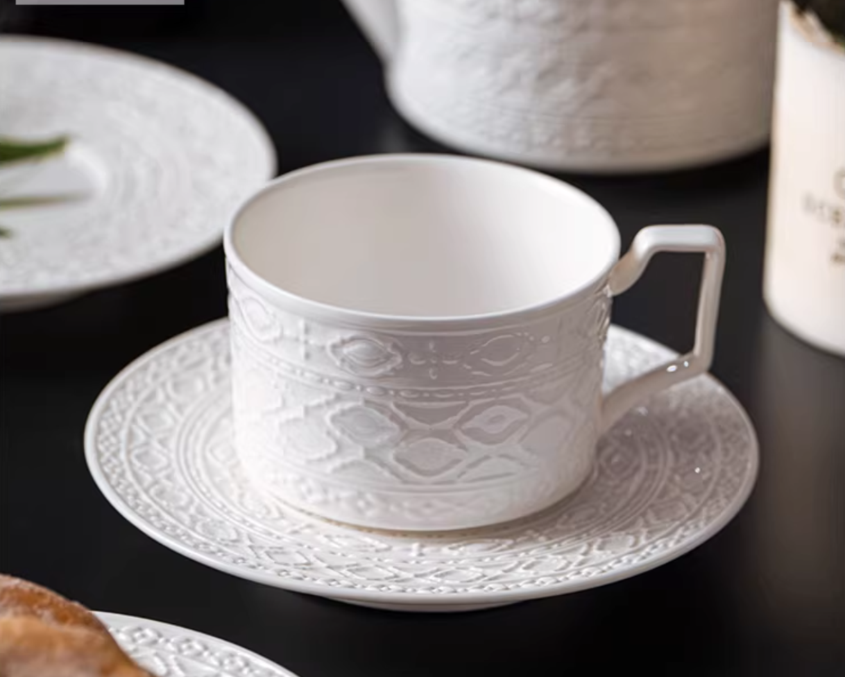 Relief Rim Tea Service Set No. 02